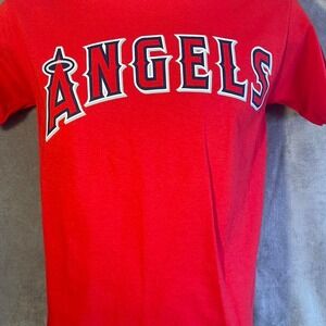 Red Los Angeles Angels baseball T-shirt Youth large‎